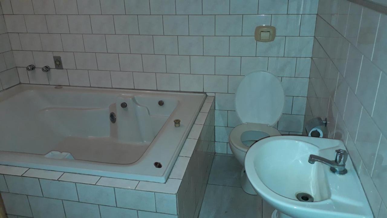 Planeta Sex Motel São João del Rei Екстериор снимка